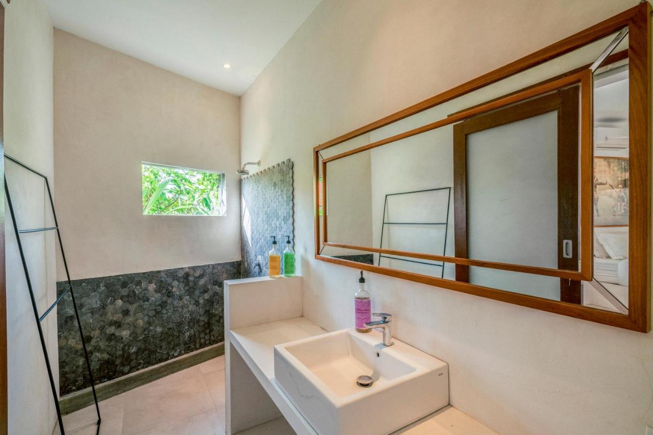 Appartement Batu Belig Living Managed By Cpm Bali à Seminyak Extérieur photo