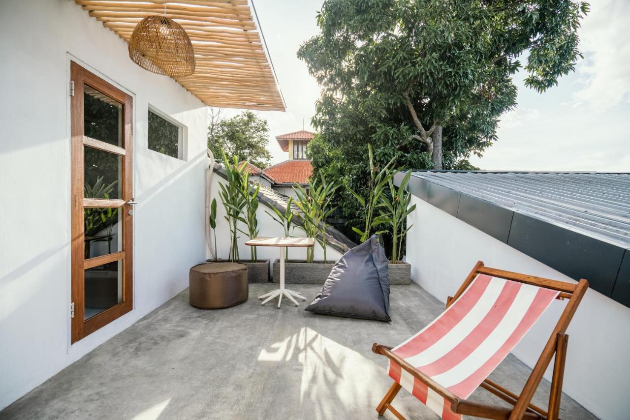 Appartement Batu Belig Living Managed By Cpm Bali à Seminyak Extérieur photo